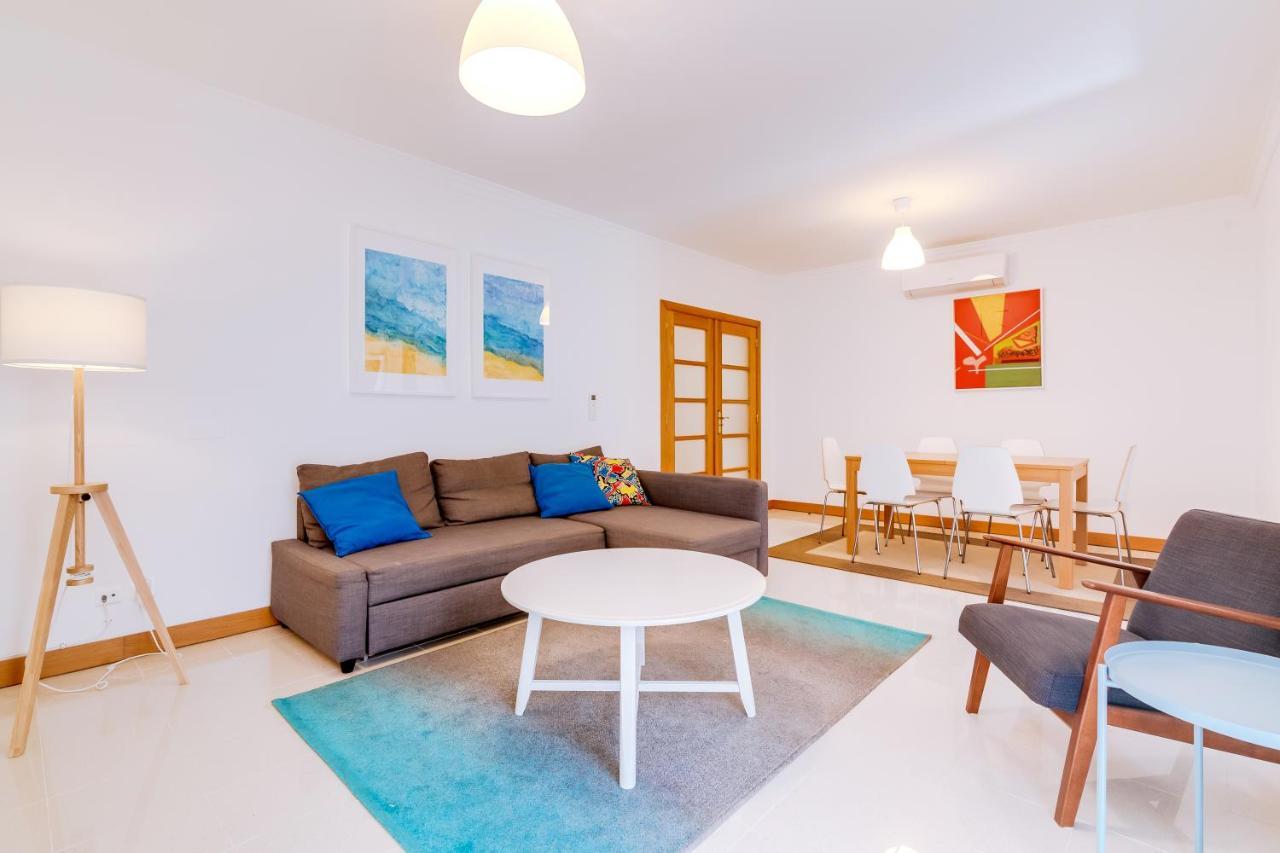 Al- Apartamentos Novos Vista Mar Quarteira Exteriör bild